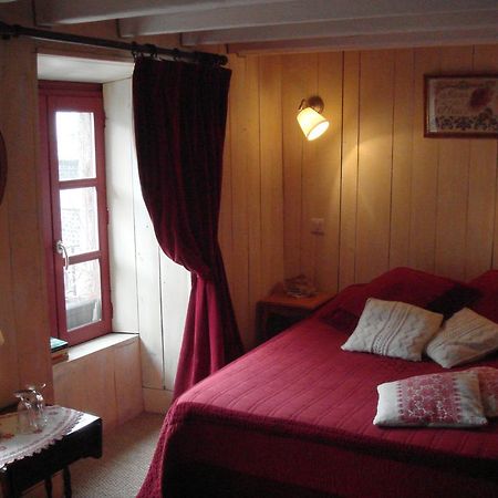 La Maison De Justine Hotel Murat  Buitenkant foto