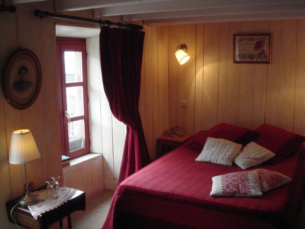 La Maison De Justine Hotel Murat  Buitenkant foto