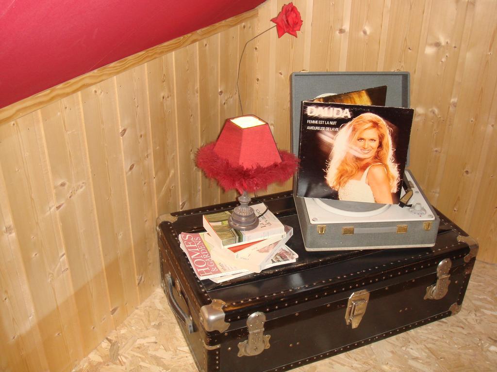 La Maison De Justine Hotel Murat  Buitenkant foto